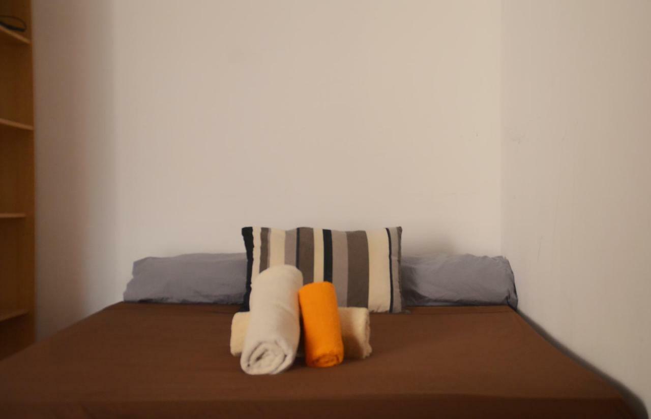 Apartamento San Bernardo Madrid Extérieur photo