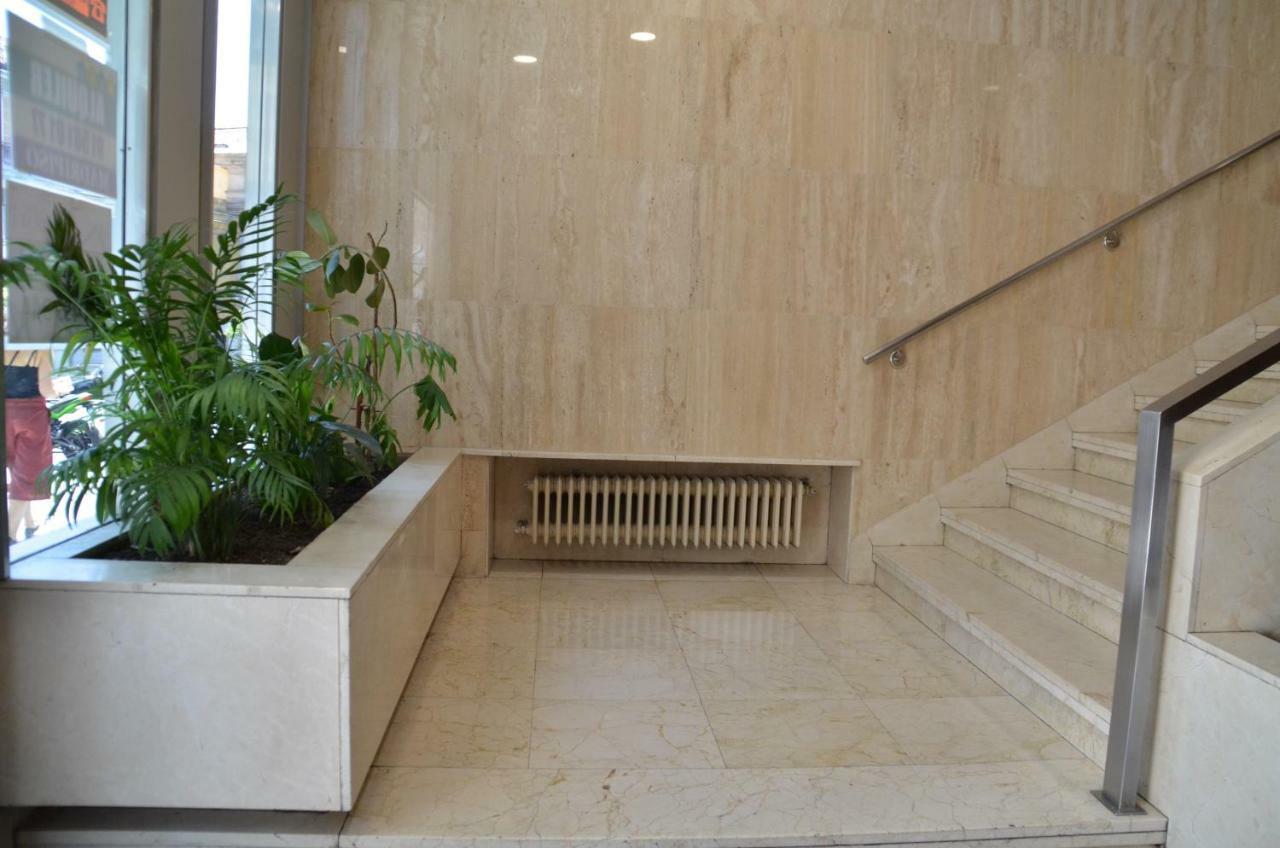 Apartamento San Bernardo Madrid Extérieur photo